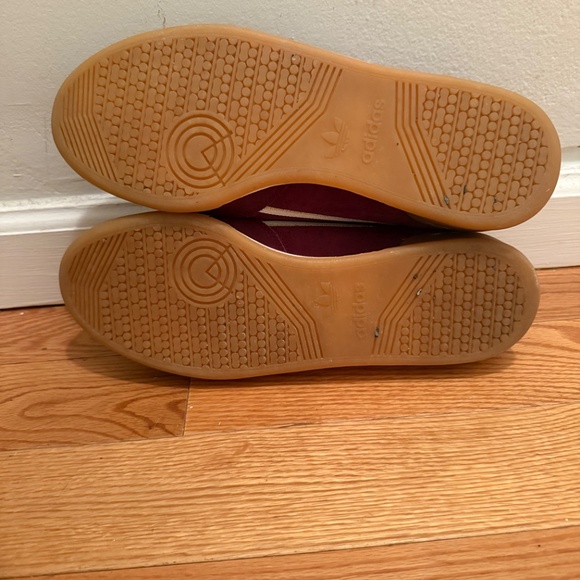 Adidas men’s sneakers - Picture 2 of 4